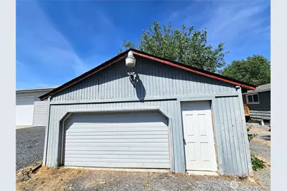 134 4th Avenue SE, Soap Lake, WA 98851 - Photo 37