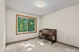 8561 135th Ave SE, Newcastle, WA 98059 - Photo 23