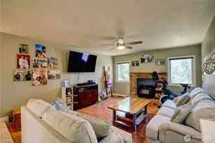 1054 NE Pennington Loop, Coupeville, WA 98239 - Photo 5