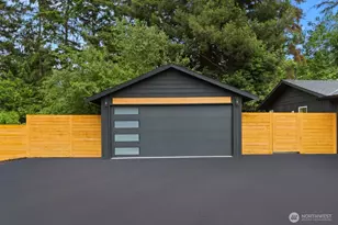 2420 236th St SW, Brier, WA 98036 - Photo 35