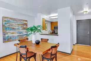413 NE 70th St, Seattle, WA 98115 - Photo 9