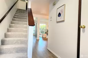 12517 SE 30th St, Bellevue, WA 98005 - Photo 15