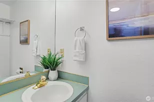 12517 SE 30th St, Bellevue, WA 98005 - Photo 9