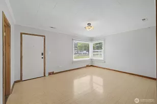 717 E Highland Dr, Arlington, WA 98223 - Photo 7
