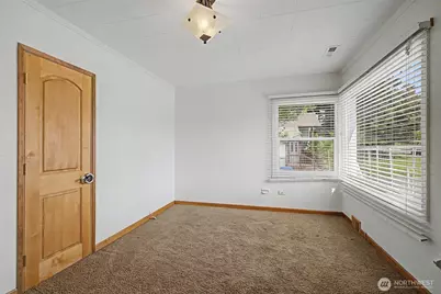 717 E Highland Dr, Arlington, WA 98223 - Photo 13