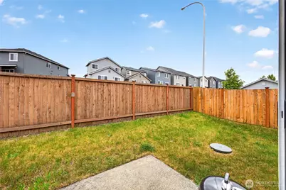 10816 185th Street E, Puyallup, WA 98374 - Photo 21