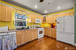 1106 N 8th St, Mount Vernon, WA 98273 - Photo 11