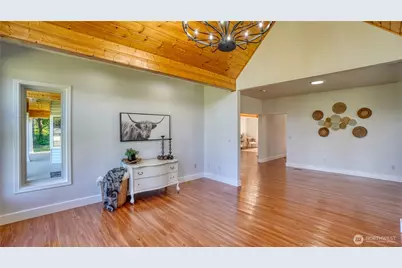 32010 71st Avenue Ct E, Eatonville, WA 98328 - Photo 15