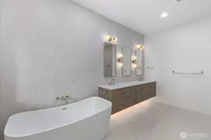 2202 102nd Pl SE, Bellevue, WA 98004 - Photo 17