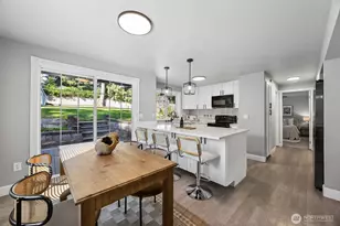 7402 Vandermark Rd E, Bonney Lake, WA 98391 - Photo 9