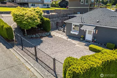 701 37th Street, Anacortes, WA 98221 - Photo 15