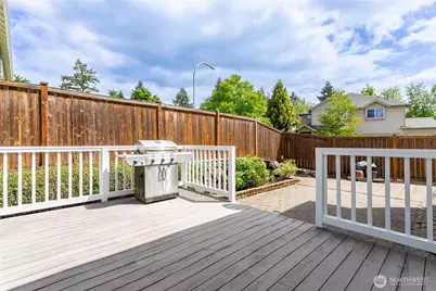 324 Kirkland Place SE, Renton, WA 98056 - Photo 25