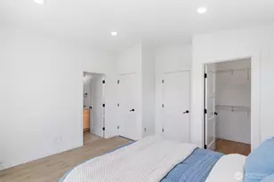 5716 NE 65th St, Seattle, WA 98115 - Photo 15