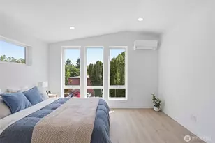 5716 NE 65th St, Seattle, WA 98115 - Photo 13