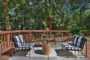 6955 NE Hidden Cove Rd, Bainbridge Island, WA 98110 - Photo 11