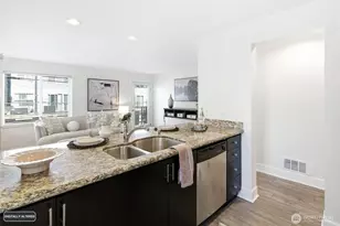 2316 44th Ave SW, Seattle, WA 98116 - Photo 7