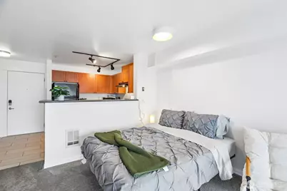 500 Elliott Avenue W #405, Seattle, WA 98119 - Photo 17