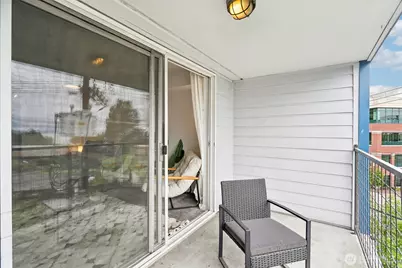 500 Elliott Avenue W #405, Seattle, WA 98119 - Photo 23