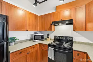 500 Elliott Ave W, Seattle, WA 98119 - Photo 13