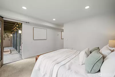 17498 NE 40th Place #I1, Redmond, WA 98052 - Photo 29
