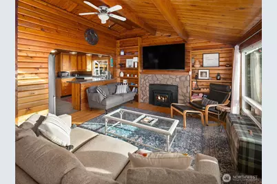 26190 N Highway 101, Hoodsport, WA 98548 - Photo 9