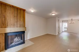 10819 NE 37th Pl, Bellevue, WA 98004 - Photo 29