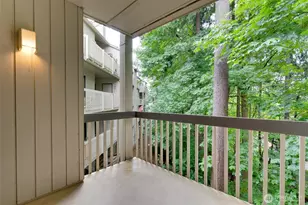 10819 NE 37th Pl, Bellevue, WA 98004 - Photo 31