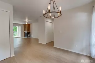 10819 NE 37th Pl, Bellevue, WA 98004 - Photo 21