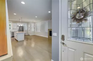 690 Wintersweet Rd NE, Bainbridge Island, WA 98110 - Photo 5