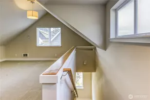 690 Wintersweet Rd NE, Bainbridge Island, WA 98110 - Photo 21