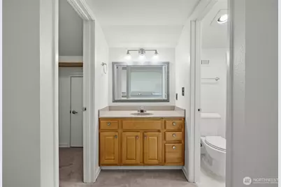 11226 NE 68th Street #E, Kirkland, WA 98033 - Photo 29
