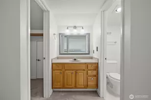 11226 NE 68th St, Kirkland, WA 98033 - Photo 29