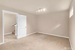 2129 NW Talus Dr, Issaquah, WA 98027 - Photo 35
