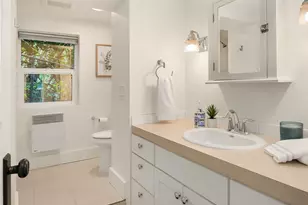 664 32nd Ave E, Seattle, WA 98112 - Photo 19