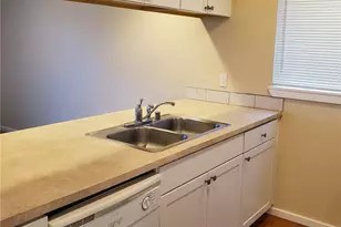 9715 Danwood Ln, Silverdale, WA 98383 - Photo 7
