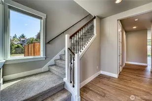 20819 9th Pl W, Lynnwood, WA 98036 - Photo 3