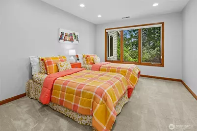 20005 NE 42nd Street, Sammamish, WA 98074 - Photo 25