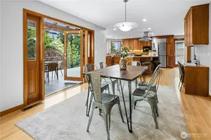 20005 NE 42nd St, Sammamish, WA 98074 - Photo 11