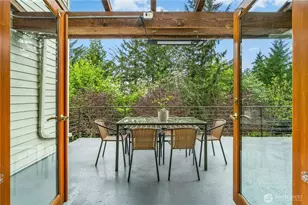 20005 NE 42nd St, Sammamish, WA 98074 - Photo 9