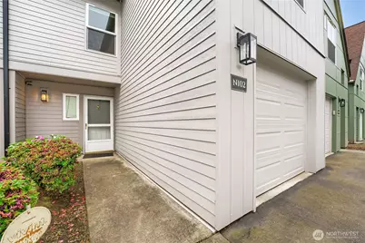 6711 S 239th Place #N102, Kent, WA 98032 - Photo 3