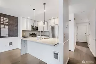 6711 S 239th Pl, Kent, WA 98032 - Photo 11