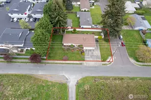 1127 12th Ave SE, Puyallup, WA 98372 - Photo 5