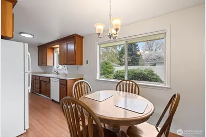 1127 12th Avenue SE, Puyallup, WA 98372 - Photo 15