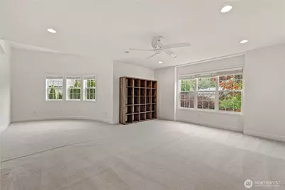 813 275th Place SE, Sammamish, WA 98075 - Photo 29