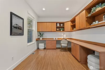 813 275th Place SE, Sammamish, WA 98075 - Photo 19