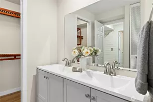 14727 NE 35th St, Bellevue, WA 98007 - Photo 17