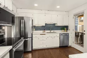 4306 29th Ave W, Seattle, WA 98199 - Photo 9