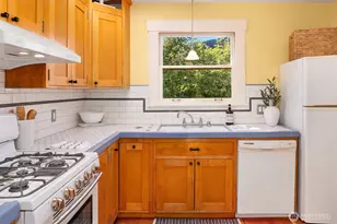 6051 6th Ave NW, Seattle, WA 98107 - Photo 17