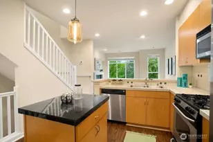 81 Sky Ridge Rd NW, Issaquah, WA 98027 - Photo 11