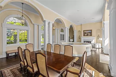 4145 Peregrine Point Way SE, Sammamish, WA 98075 - Photo 9
